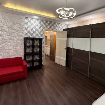 Сдается 1-комнатная квартира, 45 м²