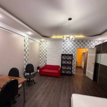 Сдается 1-комнатная квартира, 45 м²