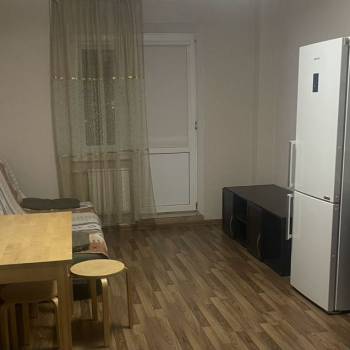 Сдается 1-комнатная квартира, 47 м²