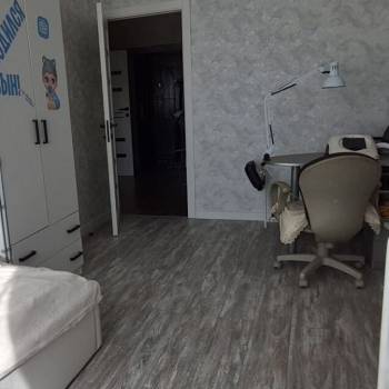 Продается 1-комнатная квартира, 49 м²