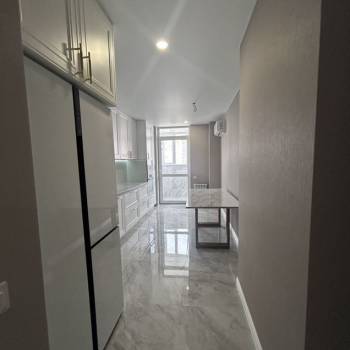 Продается Многокомнатная квартира, 102 м²