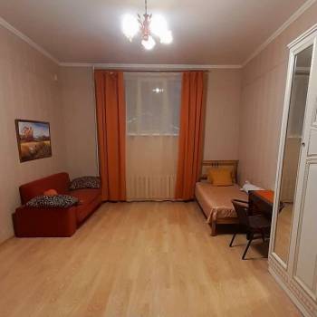 Сдается 1-комнатная квартира, 40 м²