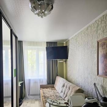 Продается 3-х комнатная квартира, 63 м²