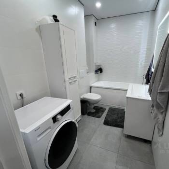 Продается 3-х комнатная квартира, 65 м²