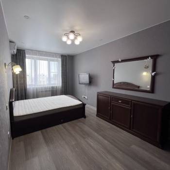 Сдается 1-комнатная квартира, 42 м²