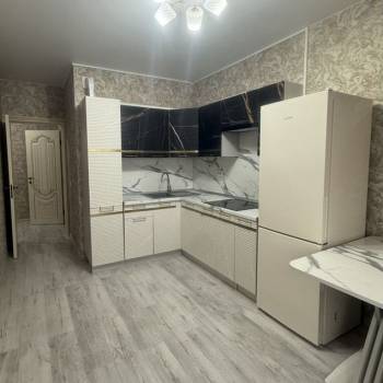 Сдается 1-комнатная квартира, 43 м²