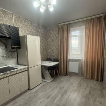 Сдается 1-комнатная квартира, 43 м²