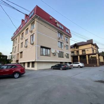 Сдается 1-комнатная квартира, 49,4 м²