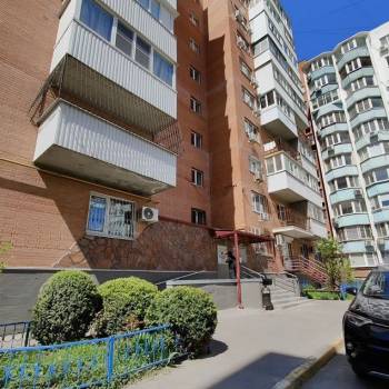 Продается 1-комнатная квартира, 48,8 м²