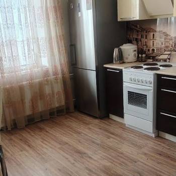 Продается 1-комнатная квартира, 37 м²
