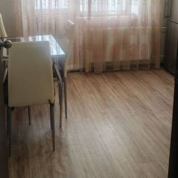 Продается 1-комнатная квартира, 37 м²