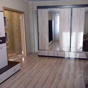 Сдается 1-комнатная квартира, 42 м²