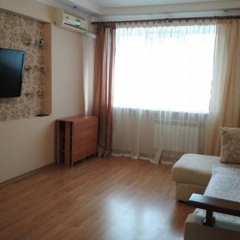Сдается 1-комнатная квартира, 42 м²