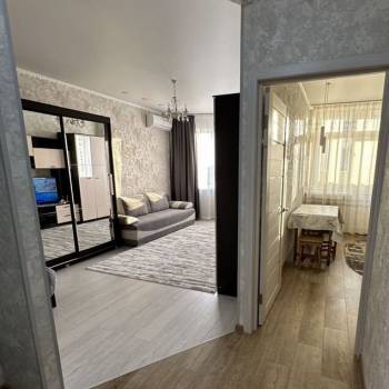 Сдается 1-комнатная квартира, 45 м²