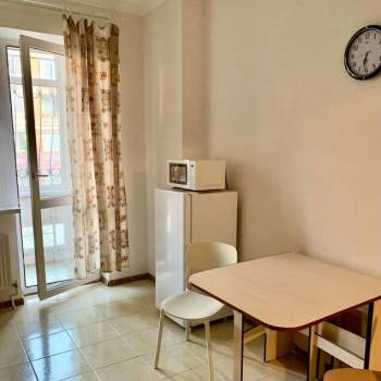 Сдается 1-комнатная квартира, 43 м²