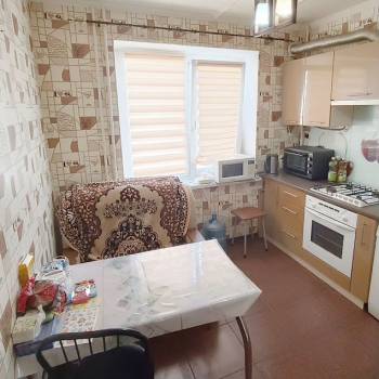 Продается 1-комнатная квартира, 35 м²