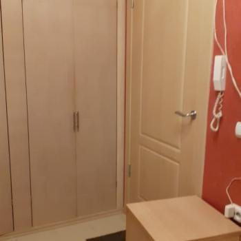 Продается 1-комнатная квартира, 42 м²
