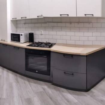 Продается 1-комнатная квартира, 42 м²