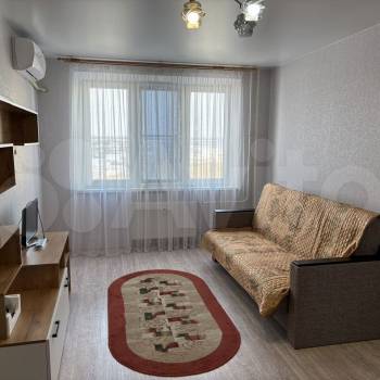 Сдается 1-комнатная квартира, 35 м²