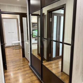 Продается 1-комнатная квартира, 59 м²