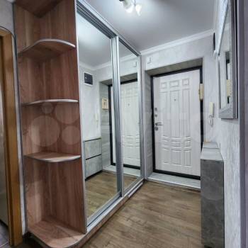 Продается 3-х комнатная квартира, 63 м²