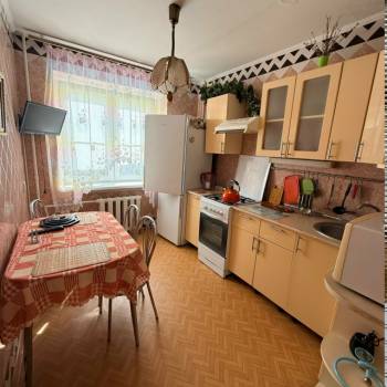 Сдается 1-комнатная квартира, 59 м²