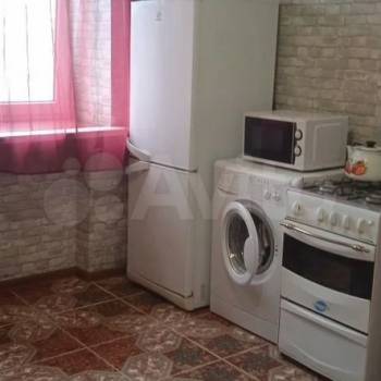 Сдается 1-комнатная квартира, 48 м²
