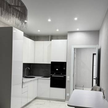 Сдается 1-комнатная квартира, 52 м²