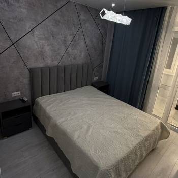 Сдается 1-комнатная квартира, 52 м²