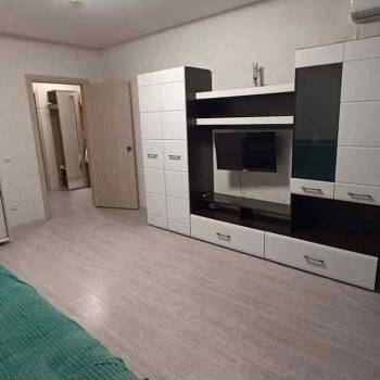 Сдается 1-комнатная квартира, 41 м²