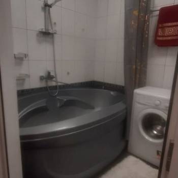 Сдается 1-комнатная квартира, 45 м²