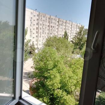 Продается 1-комнатная квартира, 41 м²