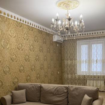 Сдается 1-комнатная квартира, 42 м²
