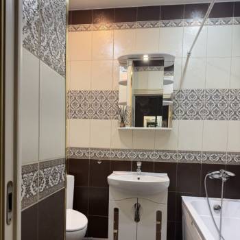 Сдается 1-комнатная квартира, 42 м²