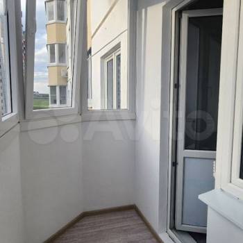 Сдается 1-комнатная квартира, 37 м²