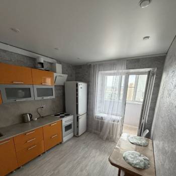 Сдается 2-х комнатная квартира, 62,5 м²