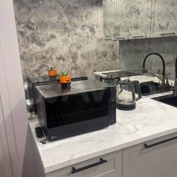 Сдается 1-комнатная квартира, 56 м²