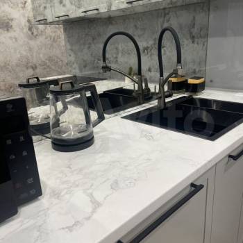 Сдается 1-комнатная квартира, 56 м²