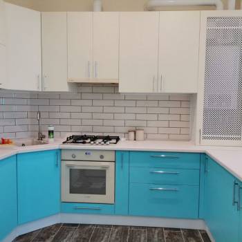 Сдается Многокомнатная квартира, 64 м²