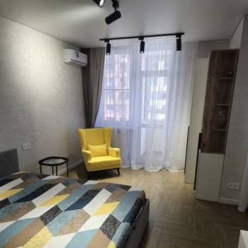 Сдается 1-комнатная квартира, 35 м²