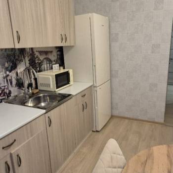 Сдается 1-комнатная квартира, 35 м²