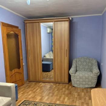Сдается 1-комнатная квартира, 43 м²