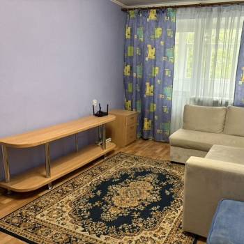 Сдается 1-комнатная квартира, 43 м²