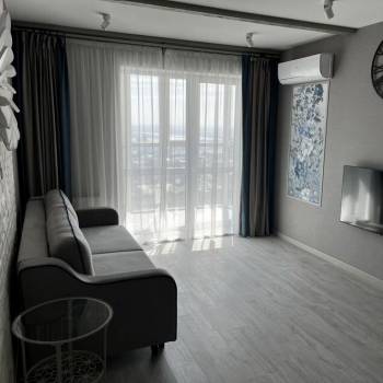 Сдается 1-комнатная квартира, 50 м²