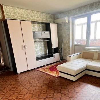 Продается 1-комнатная квартира, 51 м²