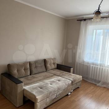 Сдается 1-комнатная квартира, 46 м²