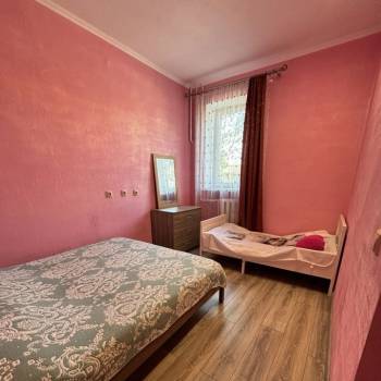 Продается Многокомнатная квартира, 100 м²