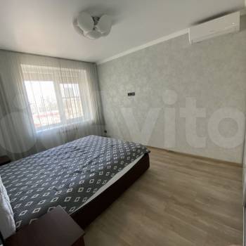 Сдается 2-х комнатная квартира, 90 м²