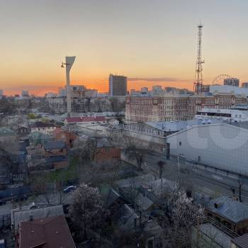 Сдается 2-х комнатная квартира, 90 м²