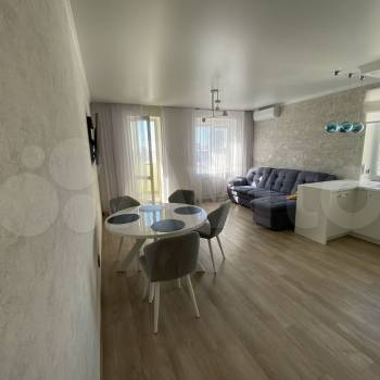 Сдается 2-х комнатная квартира, 90 м²